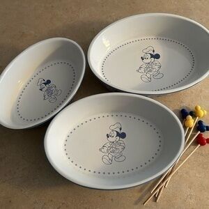 NWOT 3 Authentic WDW Walt Disney World, Mickey Mouse, Baking Dish, White Ceramic